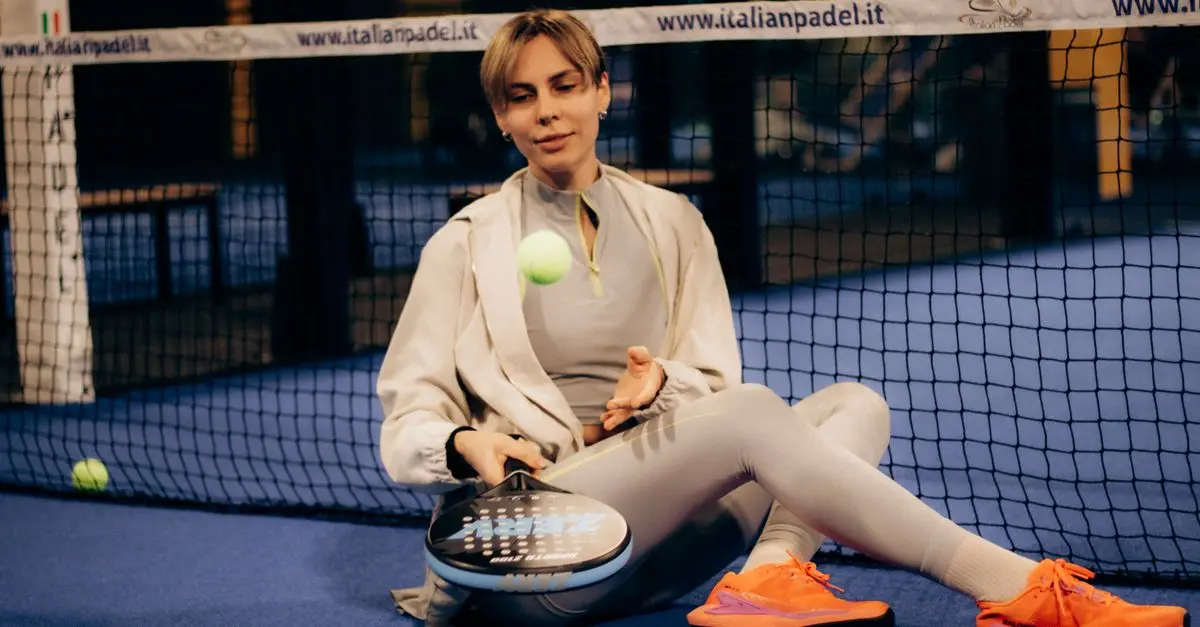 Comment Améliorer votre Service au Padel