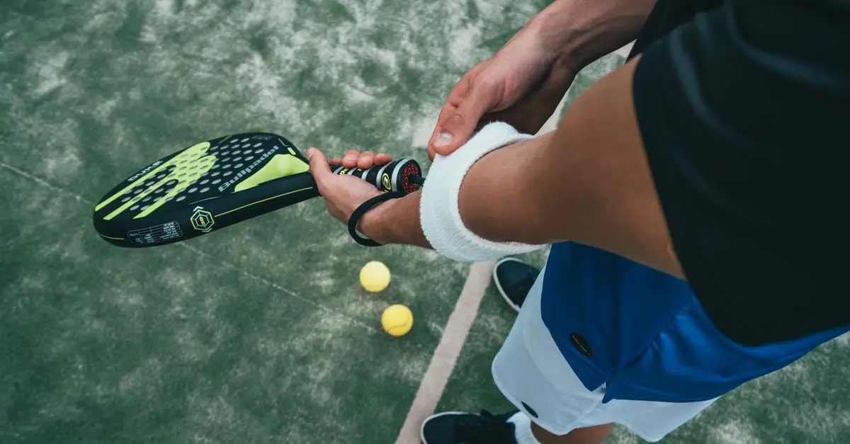 Comment Prévenir les Blessures au Padel