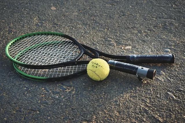 Les Équipements Essentiels pour Pratiquer le Padel