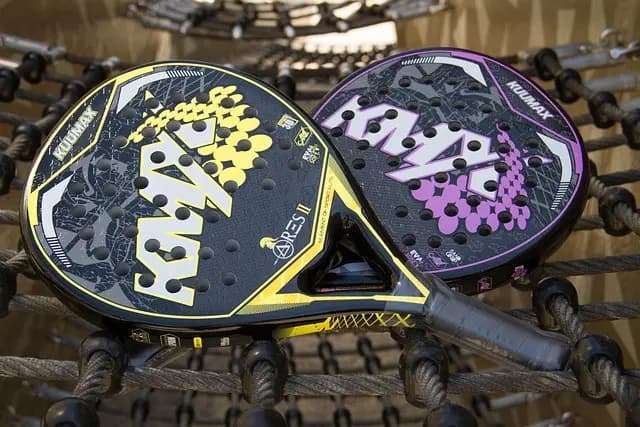 Comment Choisir la Meilleure Raquette de Padel pour Vous